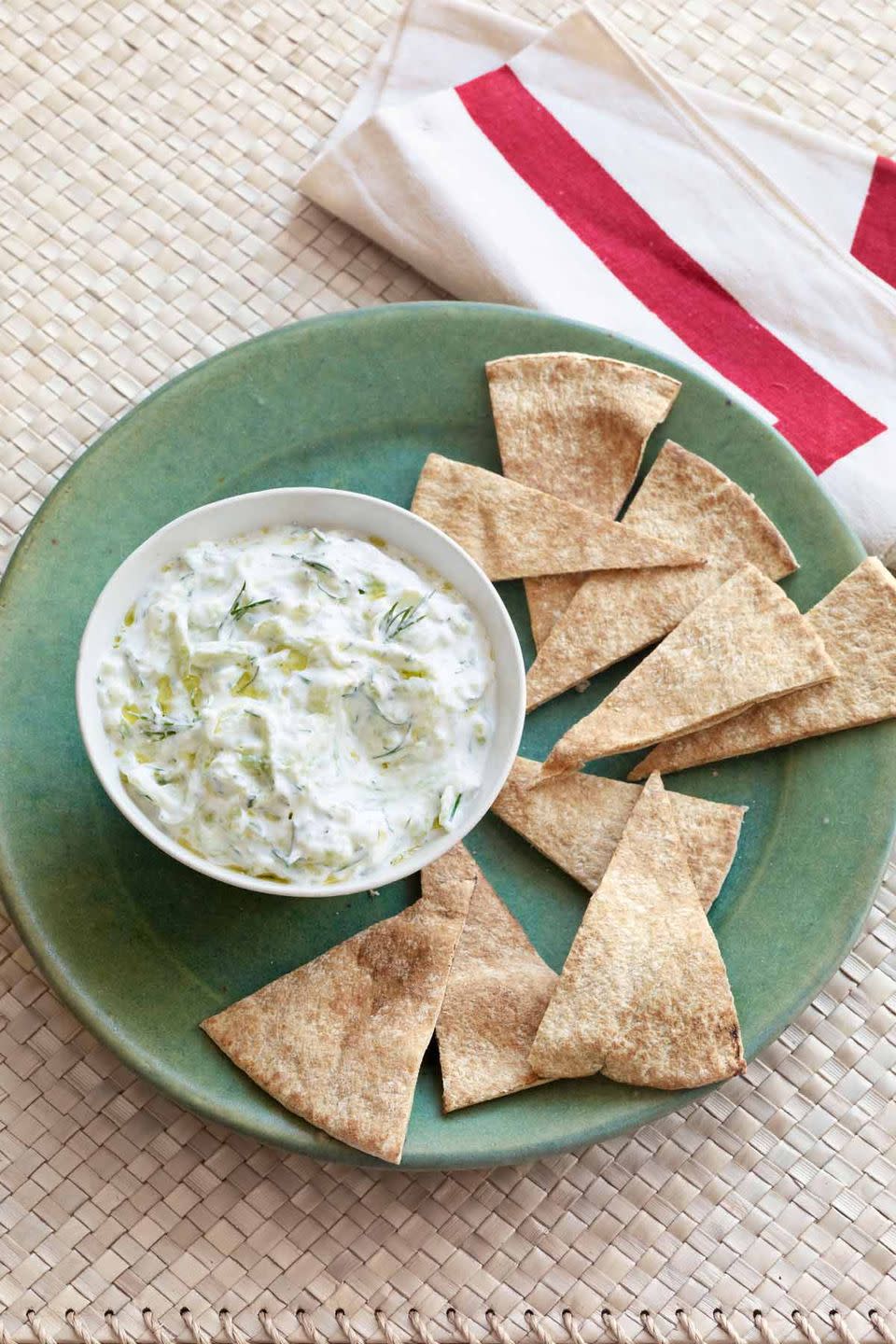 cucumber yogurt dip