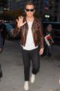 <p>Thank you, Chris Pine, for exemplifying the power of a brown leather jacket and high-top sneakers. </p>