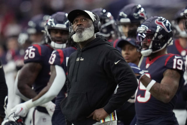 Texans improve, but come up short as skid reaches 9 games