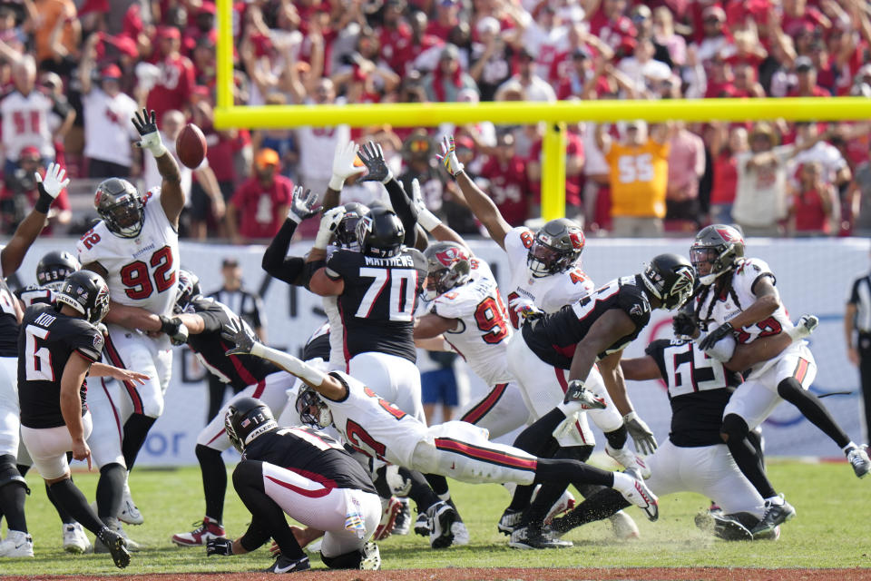 Atlanta Falcons place kicker Younghoe Koo, of South Korea, (6) kicks the game-winning field goal against the Tampa Bay Buccaneers during the second half of an NFL football game, Sunday, Oct. 22, 2023, in Tampa, Fla. (AP Photo/Chris O'Meara)