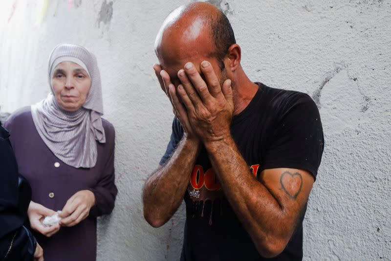 Mourners attend the funeral of Palestinian Mohammed Sabanah in Jenin