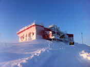 Eureka (Canadá): uma base de pesquisas na região de Nunavut, norte do Canadá. Tem a menor temperatura média anual (-19,7ºC) e uma população rotativa de oito pessoas. Ao contrário do Canadá, em Eureka não dá (Wes Gill/Wikimedia Commons)