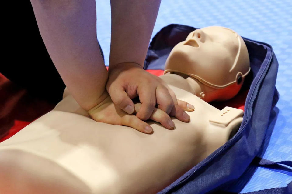 <strong>心室震顫需要緊急電擊與CPR處理。（示意圖／pixabay）</strong>