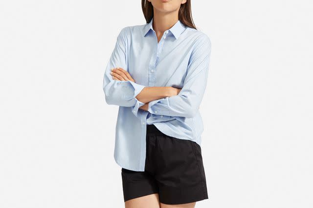 <p>Everlane</p>