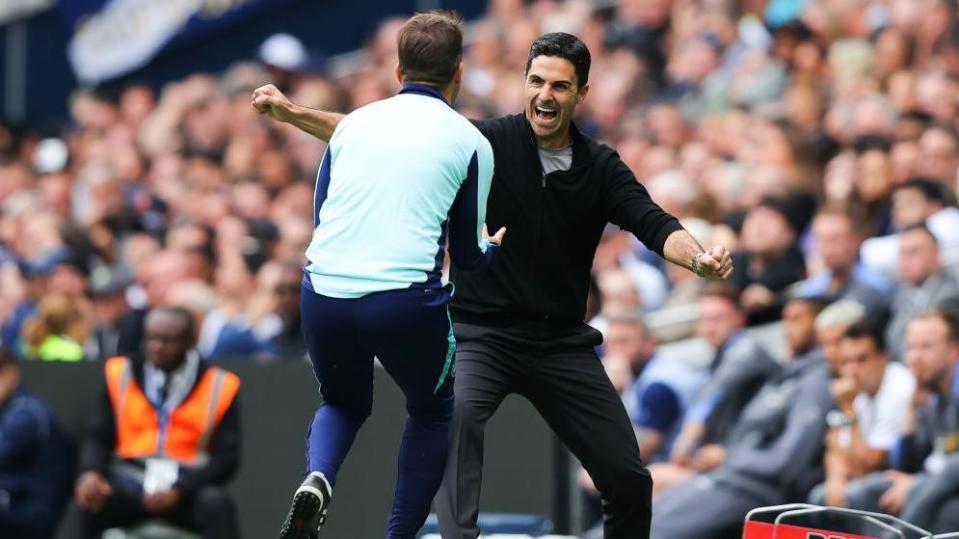 Mikel Arteta celebrates Arsenal's goal against Tottenham