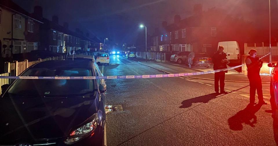 A schoolgirl was shot dead in her home and a unknown gunman is on the run after the violent attack.
The nine-year-old child was inside a house on Kingsheath Avenue, in Dovecot, when a man burst into the property and fired a number of shots. The girl suffered a gunshot wound to the chest before being rushed to hospital where she died a short time later.

Caption -Police on Kingsheath Avenue, L14, where a major police incident was happening last night 

22/08/22