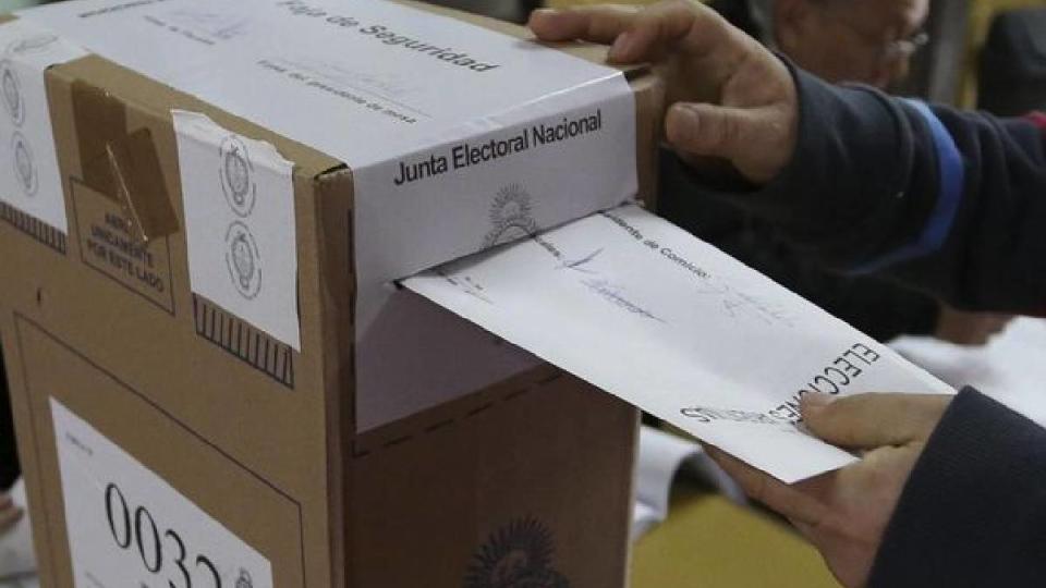 Vence plazo para cambiar de puesto de votación si desea participar en las elecciones regionales 2023. Foto: Transparencia Electoral