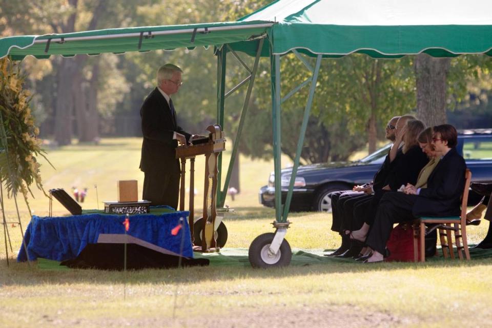 The ashes of famed news anchor Walkter Cronkite were interned at Mt. Moriah Cemetery in Kansas City in 2009.