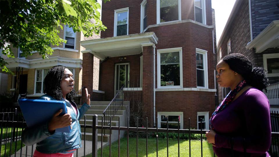 Section 8 voucher holders tour apartments in Chicago.