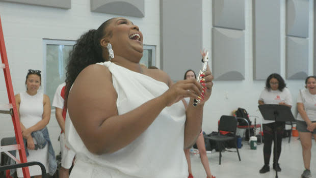 Flute master Lizzo returns to the University of Houston.  / Credit: CBS News