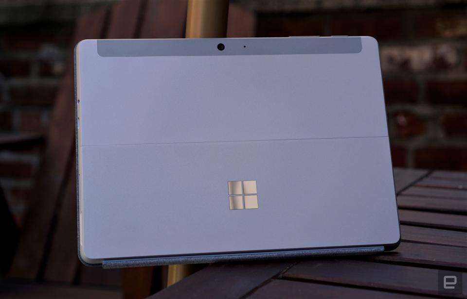 Surface Go 2