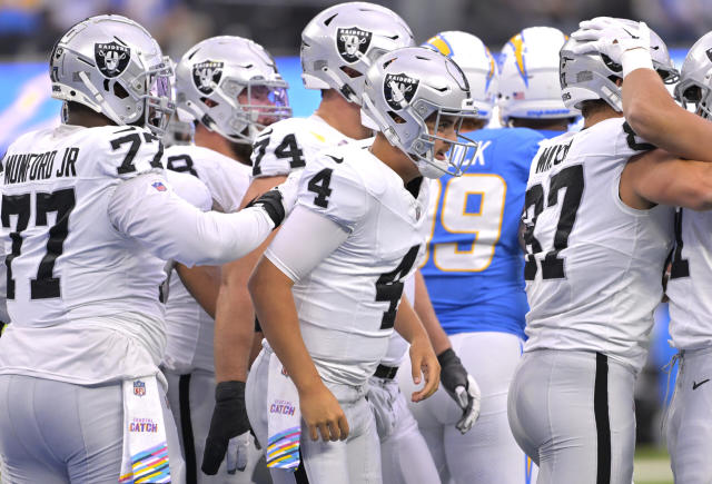 Rivers' huge day leads Chargers past fading Cowboys 