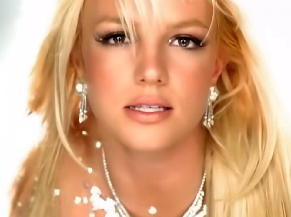 britney spears toxic music video