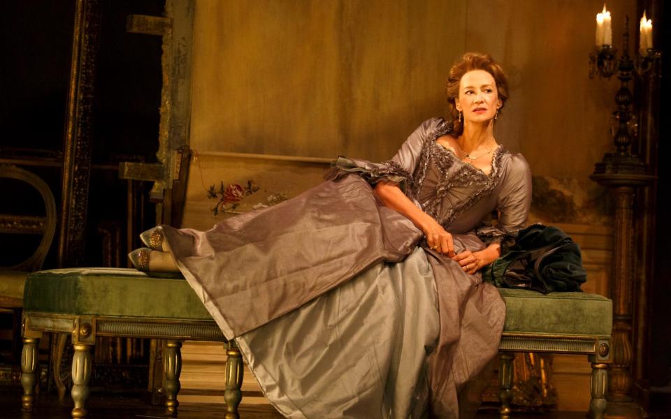 Janet McTeer appears as the Marquise de Merteuil in a Broadway production of Les Liaisons dangereuses  - Boneau/Bryan-Brown