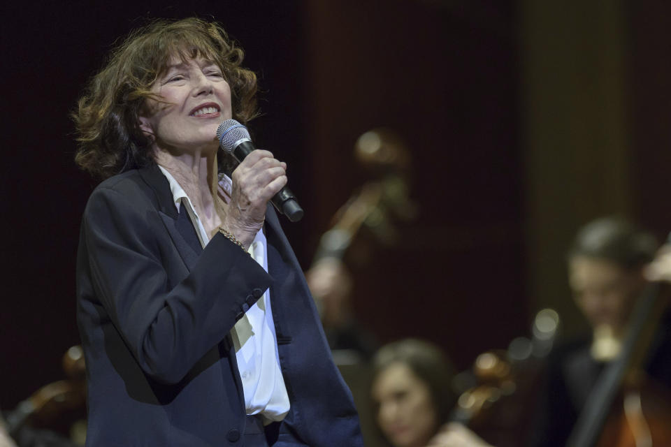 FILE - British born actress and singer Jane Birkin performs on stage at the Festival Antigel in Geneva, Switzerland, Fryday, February 09, 2018. France's Culture Ministry and French media say singer and actress Jane Birkin has died at age 76. (Martial Trezzini/Keystone via AP, File)