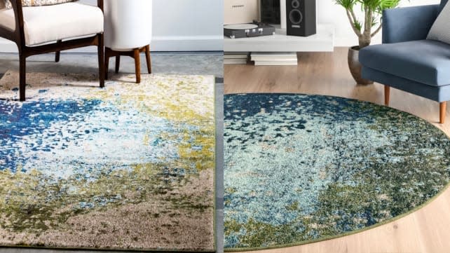 This circular rug looks like the earth, right?