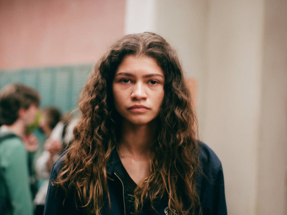 Warten auf Staffel drei von "Euphoria" mit Zendaya (Szene aus Season 2). (Bild: imago/Picturelux)