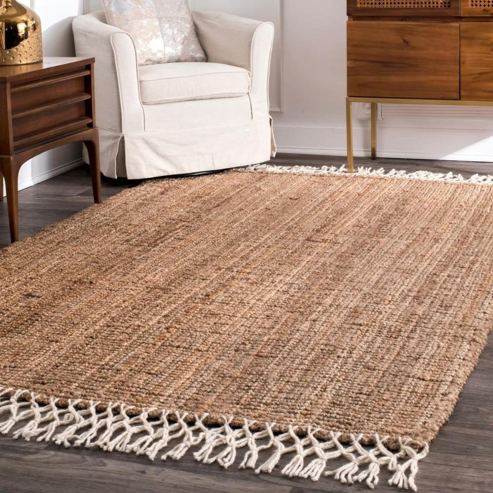 17) nuLOOM Raleigh Handwoven 4x6-Foot Wool Area Rug