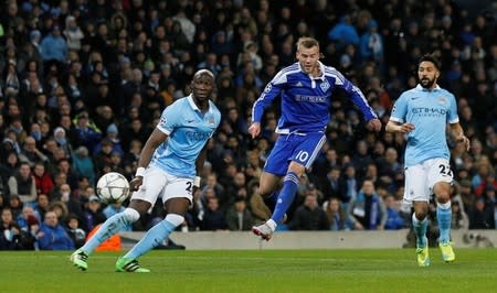 Football Soccer - Manchester City v Dynamo Kiev - UEFA Champions League Round of 16 Second Leg - Etihad Stadium, Manchester, England - 15/3/16 Dynamo Kiev's Andriy Yarmolenko shoots at goal Action Images via Reuters / Jason Cairnduff