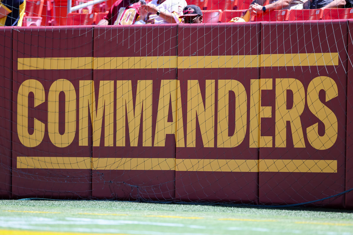 It's official! Dan Snyder is selling the Commanders : r/washingtondc