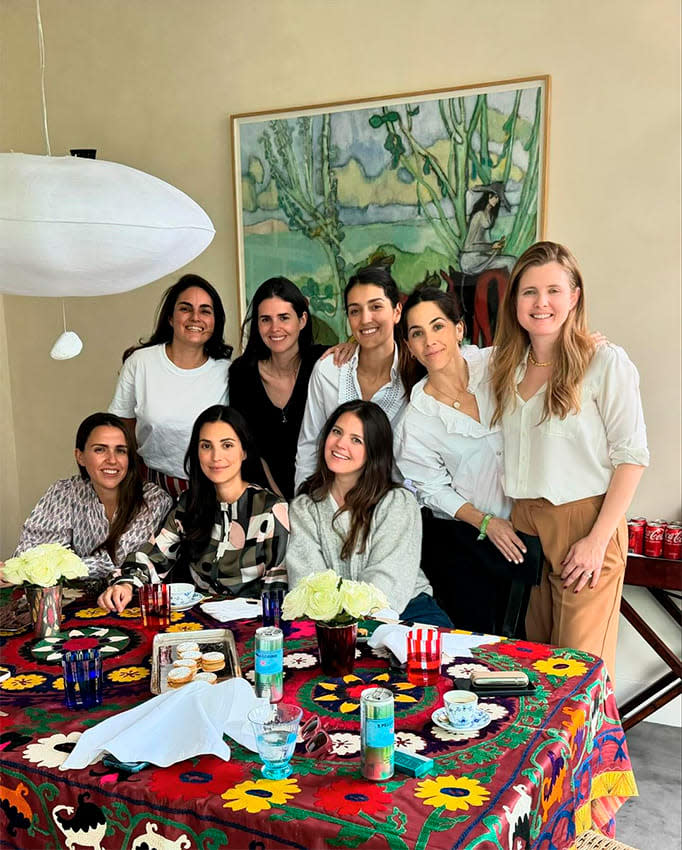 Alessandra de Osma celebró con un pequeño grupo de amigas su cumpleaños