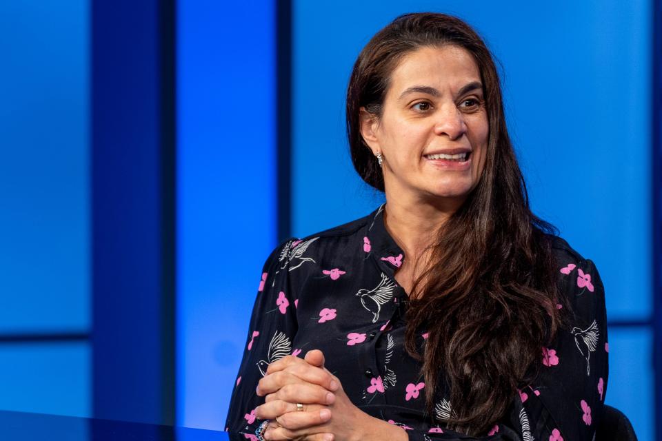 Mar 7, 2024; Montclair, NJ, United States; Comedian, actress, writer, and disability advocate Maysoon Zayid speaks with journalism students at Montclair State University in the School of Communication and Media studio.