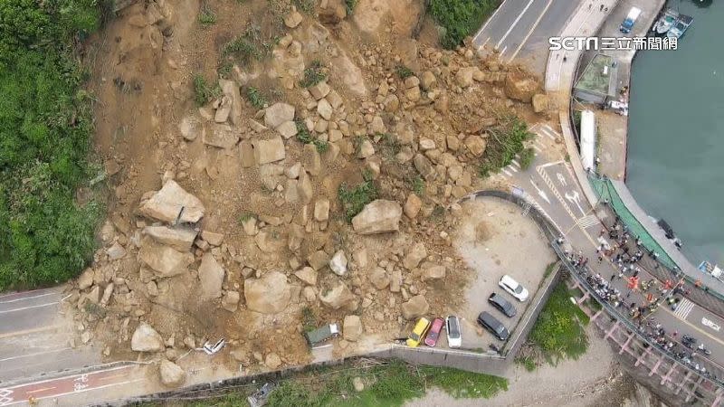 基隆北寧路、潮境公園路，有２人受傷送醫。（圖／翻攝畫面）