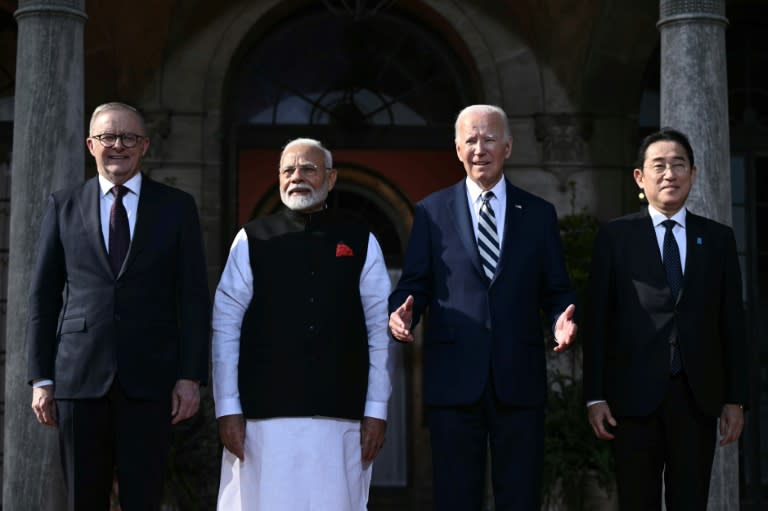 Le président américain Joe Biden (2e à droite), le Premier ministre australien Anthony Albanese (à gauche), le Premier ministre indien Narendra Modi (2e à gauche) et le Premier ministre japonais Fumio Kishida, à Wilmington, Delaware, le 21 septembre 2024. (Brendan SMIALOWSKI)