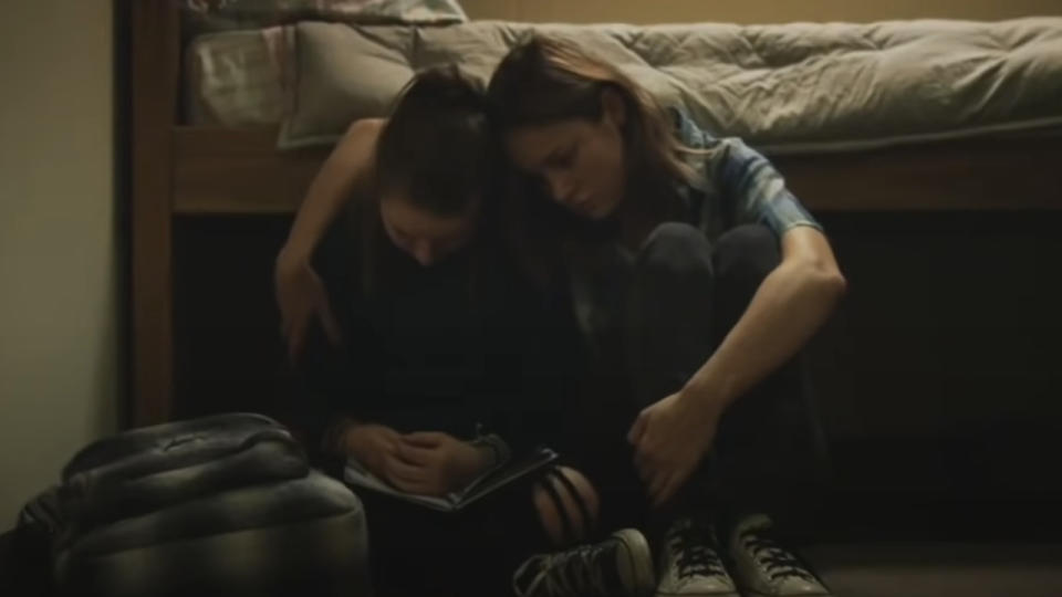 Kaitlyn Dever and Brie Larson in Short Term 12