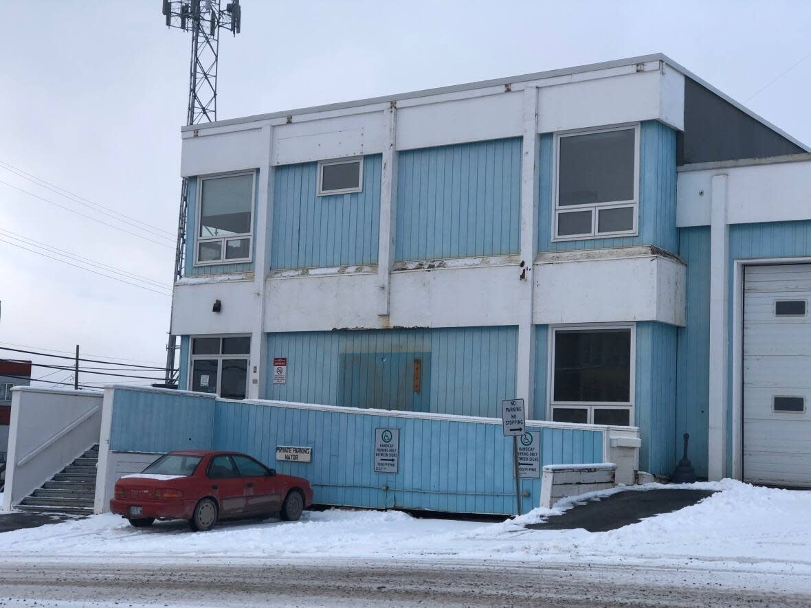 Inuvik's Town Hall on Oct. 14, 2021. Eleven candidates are vying for eight spots on the next city council. The election is taking place Monday.  (Mackenzie Scott/CBC - image credit)