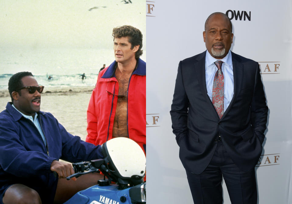 <p>Gregory war seit der ersten Staffel fester Bestandteil von ‘Baywatch’, dabei verkörperte er selbst gar keinen Rettungsschwimmer – vielmehr spielte er einen befreundeten Polizisten der Lifeguards. Obwohl er noch immer viel als Schauspieler zu tun hat, ist er im Kino-Remake nicht mit von der Partie, seine Rolle übernimmt stattdessen Yahya Abdul-Mateen II.<br>(Fotos: Rex Features) </p>