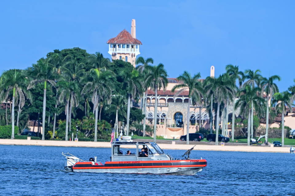 Security guards patrol around Mar-A-Lago after Republican presidential candidate and former U.S. President Donald Trump returned from the Trump International Golf Club, where a shooting took place, to his Mar-A-Lago residence in Palm Beach, Florida, U.S., September 15, 2024. REUTERS/Giorgio Viera