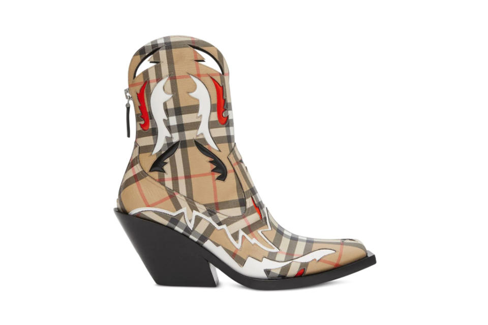 BURBERRY Beige Check Matlock Boots, bella hadid burberry boots, burberry western boots