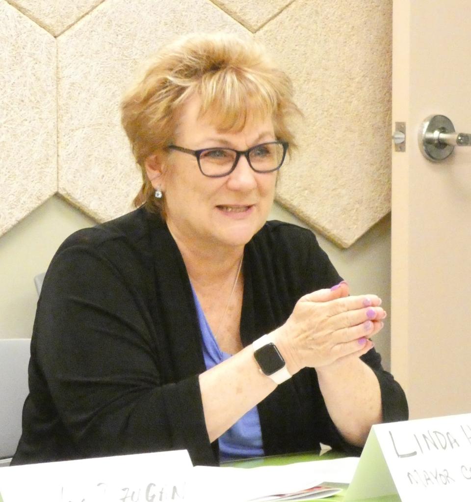 Crestline Mayor Linda Horning-Pitt attends a meeting in April 2023 at the Crawford Success Center. File photo.