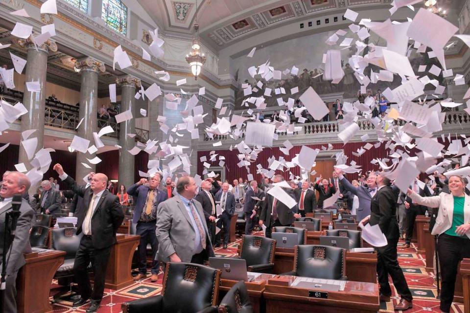 Missouri lawmakers toss paper on the final day of session. Republican legislators will try again in 2024 to raise the threshold for passage of constitutional amendments ahead of an expected abortion rights measure.
