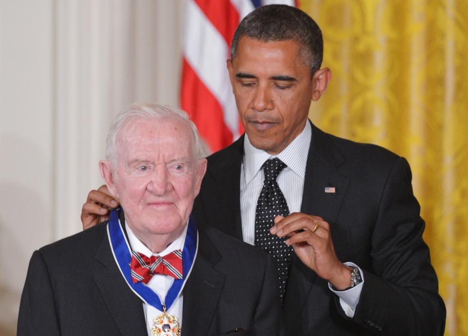 US President Barack Obama presents the Presidential Medal of Freedom to retired Supreme Court associate justice John Paul Stevens (AFP/Getty Images)