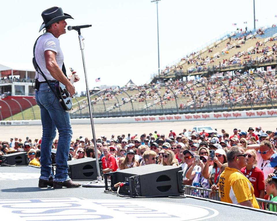 Country star Tim McGraw performs before the start of the 2022 Hy-VeeDeals.com 250 IndyCar race at the Iowa Speedway in Newton.