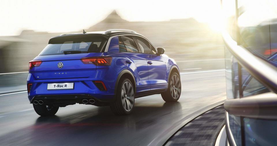 69938670-2019-vw-t-roc-r-4.jpg