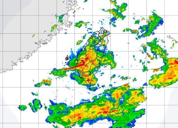 中央氣象局宣布中南部10縣市大豪雨、豪雨大雨特報。（翻攝自中央氣象局）