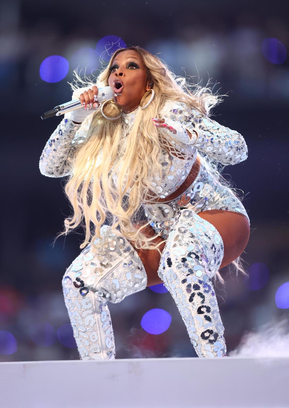 Mary J. Blige performs during the halftime show for Super Bowl LVI between the Los Angeles Rams and the Cincinnati Bengals at SoFi Stadium.