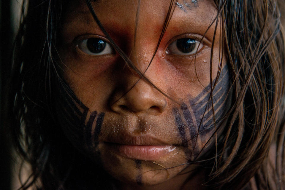 Portrait of&nbsp;a young girl&nbsp;from Kendjam village in Kayap&oacute; Territory, Brazilian Amazon. (Photo: Neil Ever Osborne)