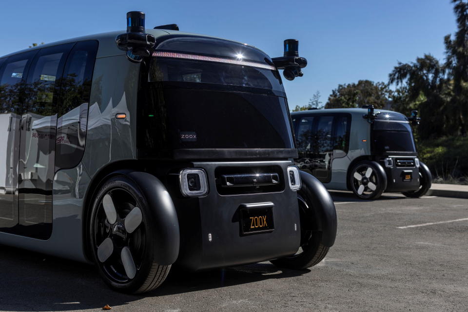 Zoox, a self-driving vehicle owned by Amazon, is seen at the company's factory in Fremont, California, U.S. July 19, 2022.  REUTERS/Carlos Barria