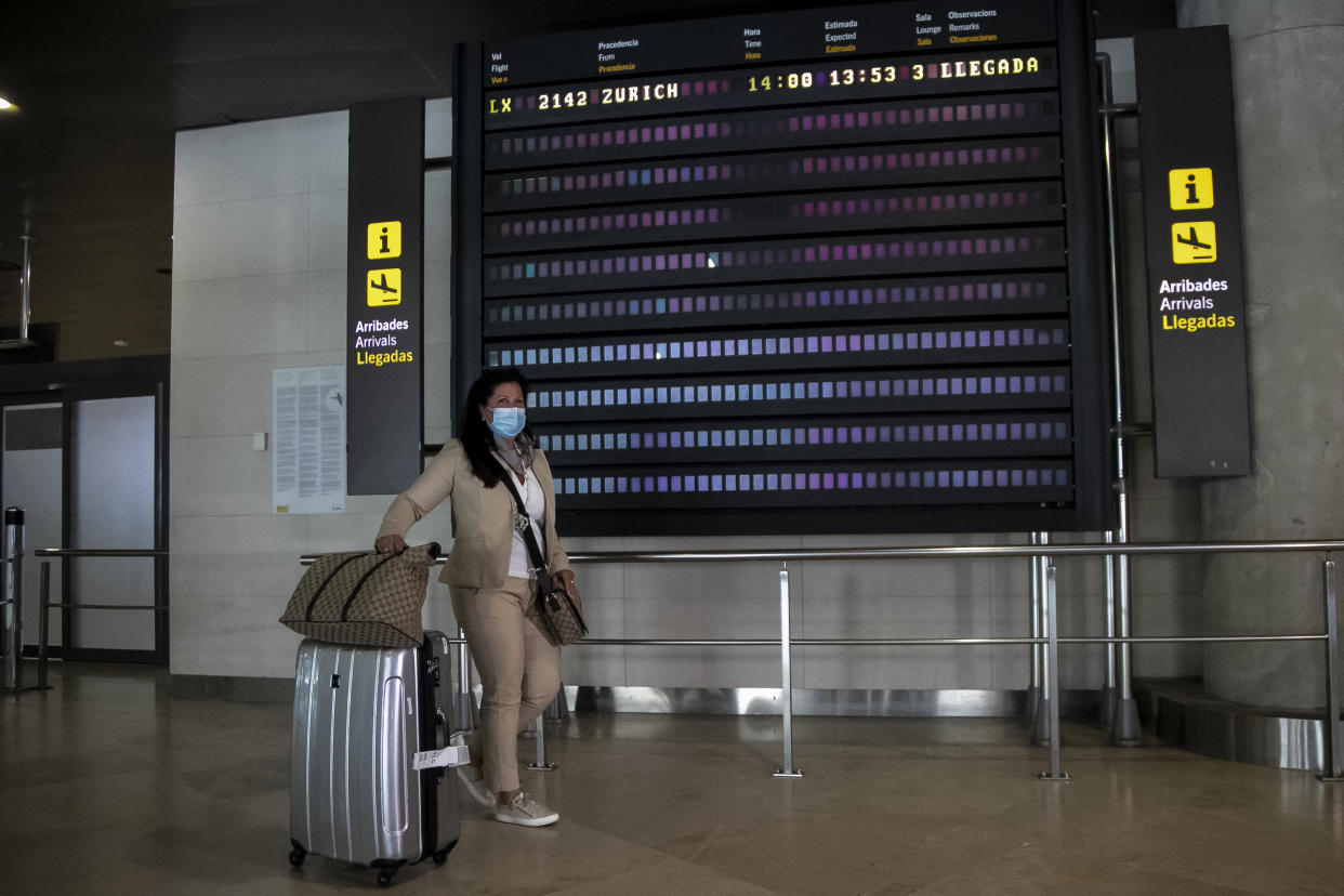 First passengers arrive from Zurich to Valencia after two months of quarantine,  in Valencia, Spain on May 21, 2020. (Photo by Jose Miguel Fernandez/NurPhoto via Getty Images)