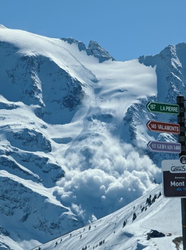 阿爾卑斯山雪崩範圍達1500公尺長、500公尺寬。(圖／翻攝自domaineskiable推特)