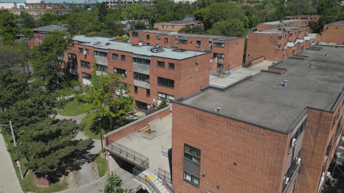 Toronto housing complex may be rebuilt years after ceiling collapse