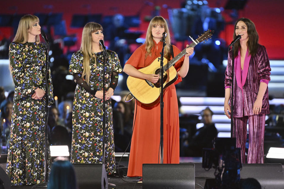 Holly Laessig and Jess Wolfe of Lucius, Madison Cunningham and Sara Bareilles perform onstage at the 31st Annual MusiCares Person of the Year Gala - Credit: Brian Friedman for Variety