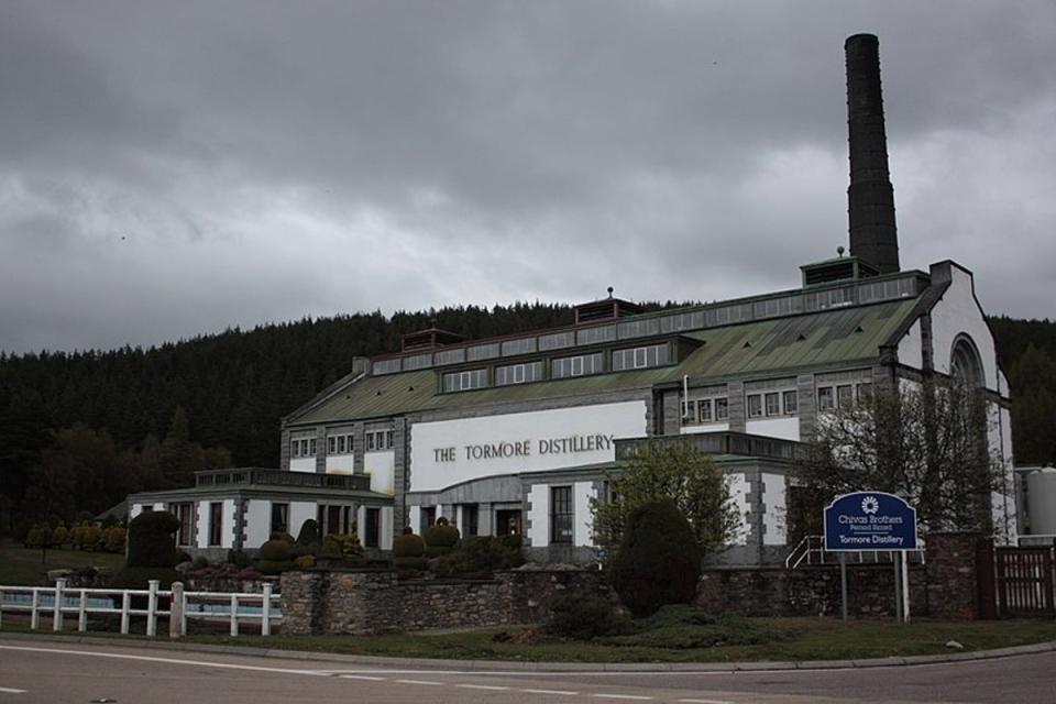 The Tormore Distillery was built in 1958 (Alan Jamieson/Wikipedia Commons)