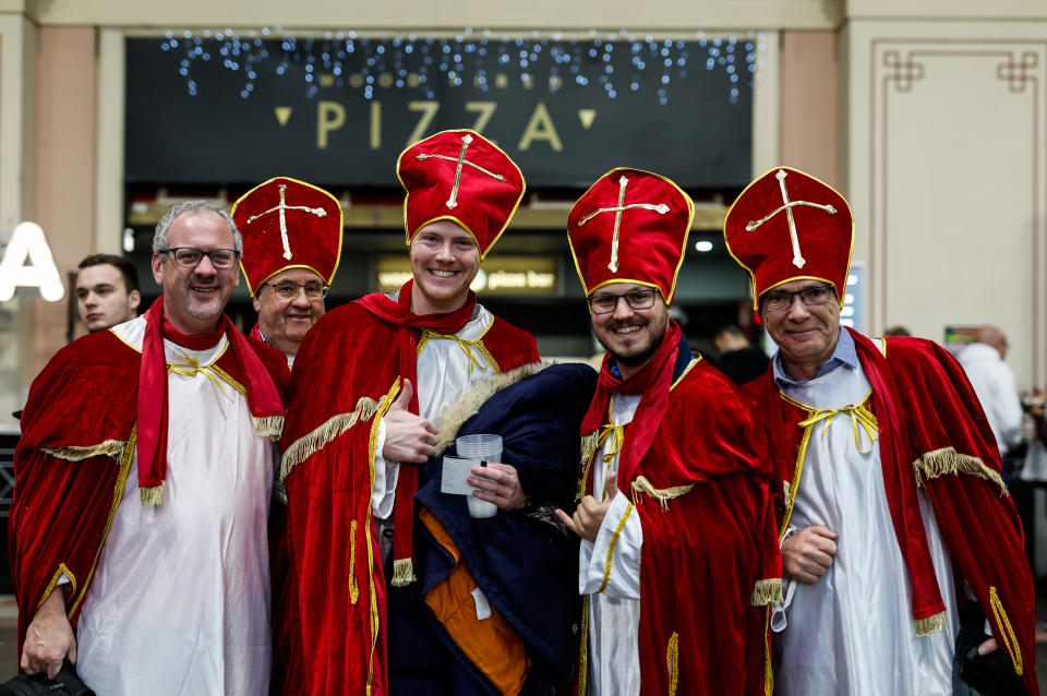 In pictures: Fans dress up for World Championship Darts