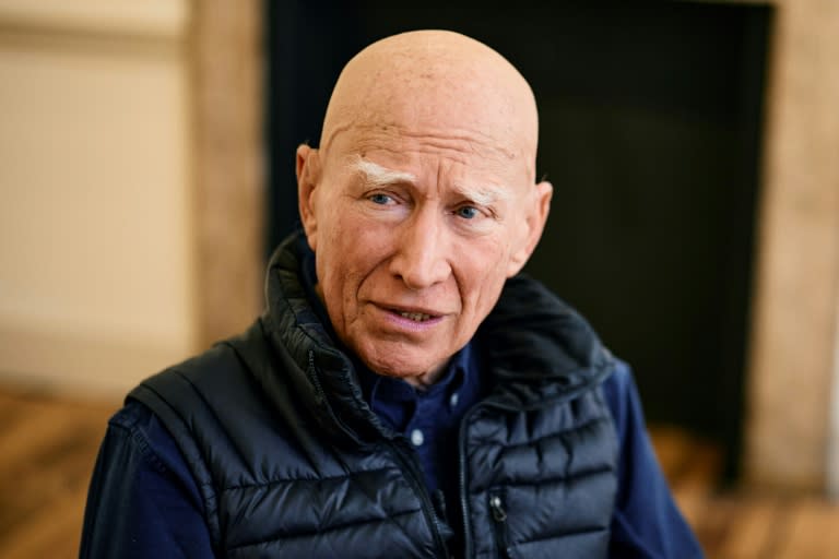 El fotógrafo brasileño Sebastiao Salgado, durante una entrevista con la AFP en Somerset House, en Londres, el 18 de abril de 2024 (BENJAMIN CREMEL)