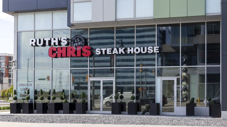 Ruth's Chris Steakhouse exterior